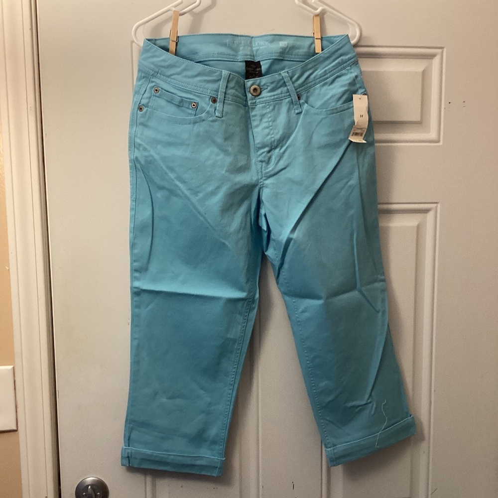 Women’s NEW Faded Glory Capris Capri Size 10 Blue